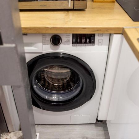 Los Apartamentos Jacinto Benavente Centro Madrid Eksteriør billede