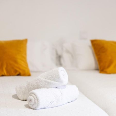 Los Apartamentos Jacinto Benavente Centro Madrid Eksteriør billede