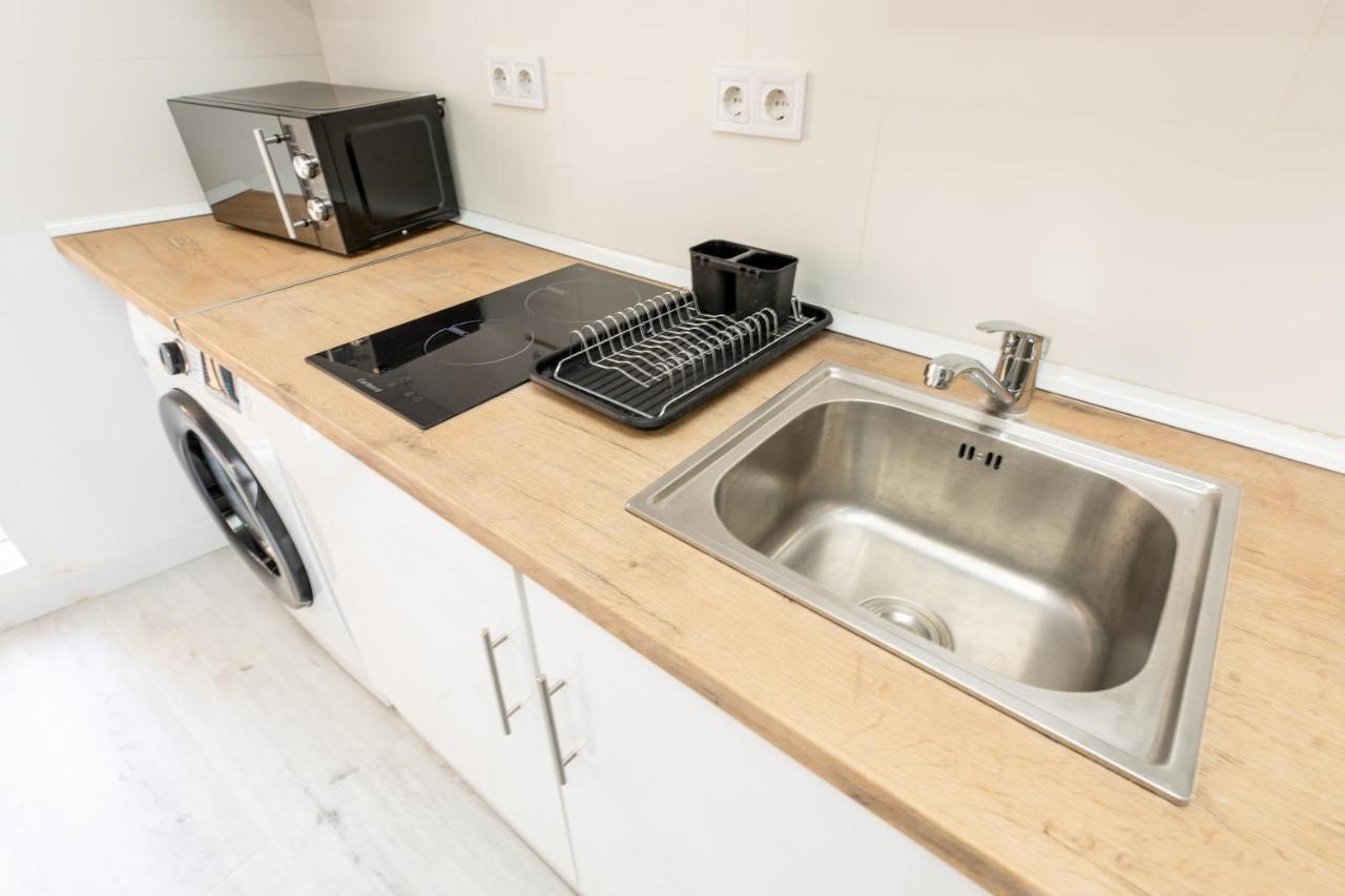 Los Apartamentos Jacinto Benavente Centro Madrid Eksteriør billede