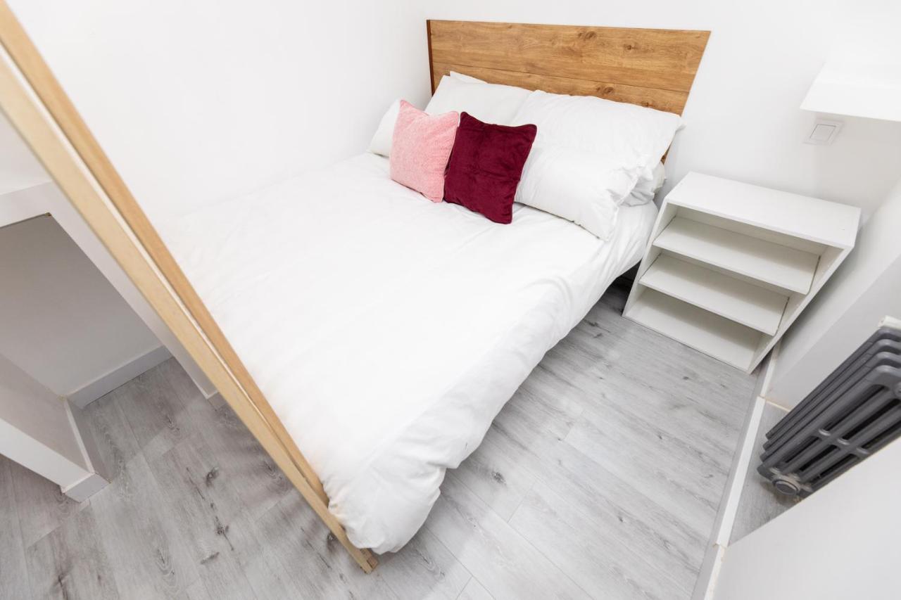 Los Apartamentos Jacinto Benavente Centro Madrid Eksteriør billede