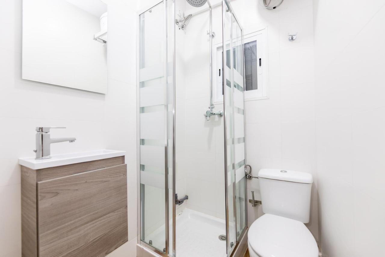 Los Apartamentos Jacinto Benavente Centro Madrid Eksteriør billede