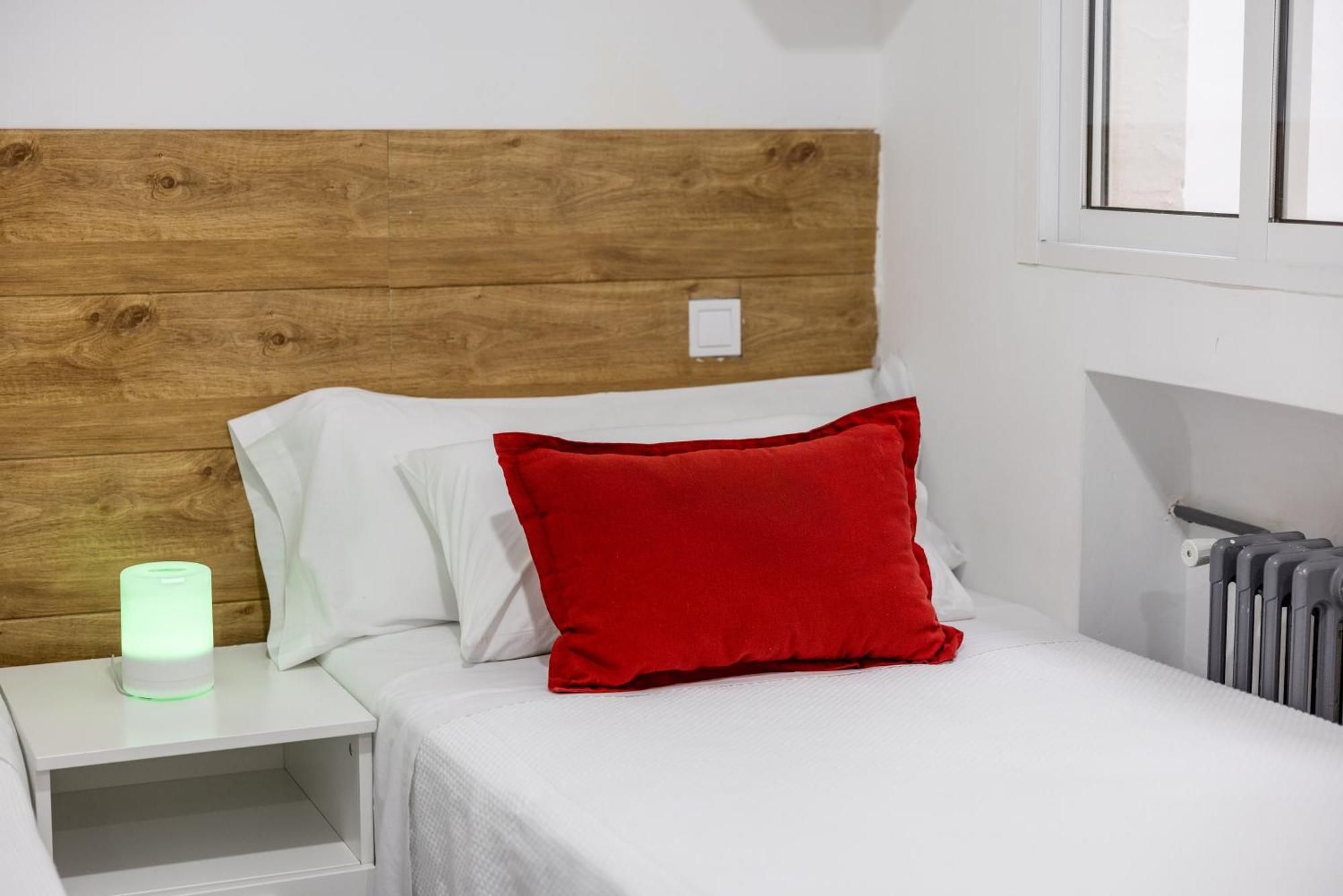 Los Apartamentos Jacinto Benavente Centro Madrid Eksteriør billede