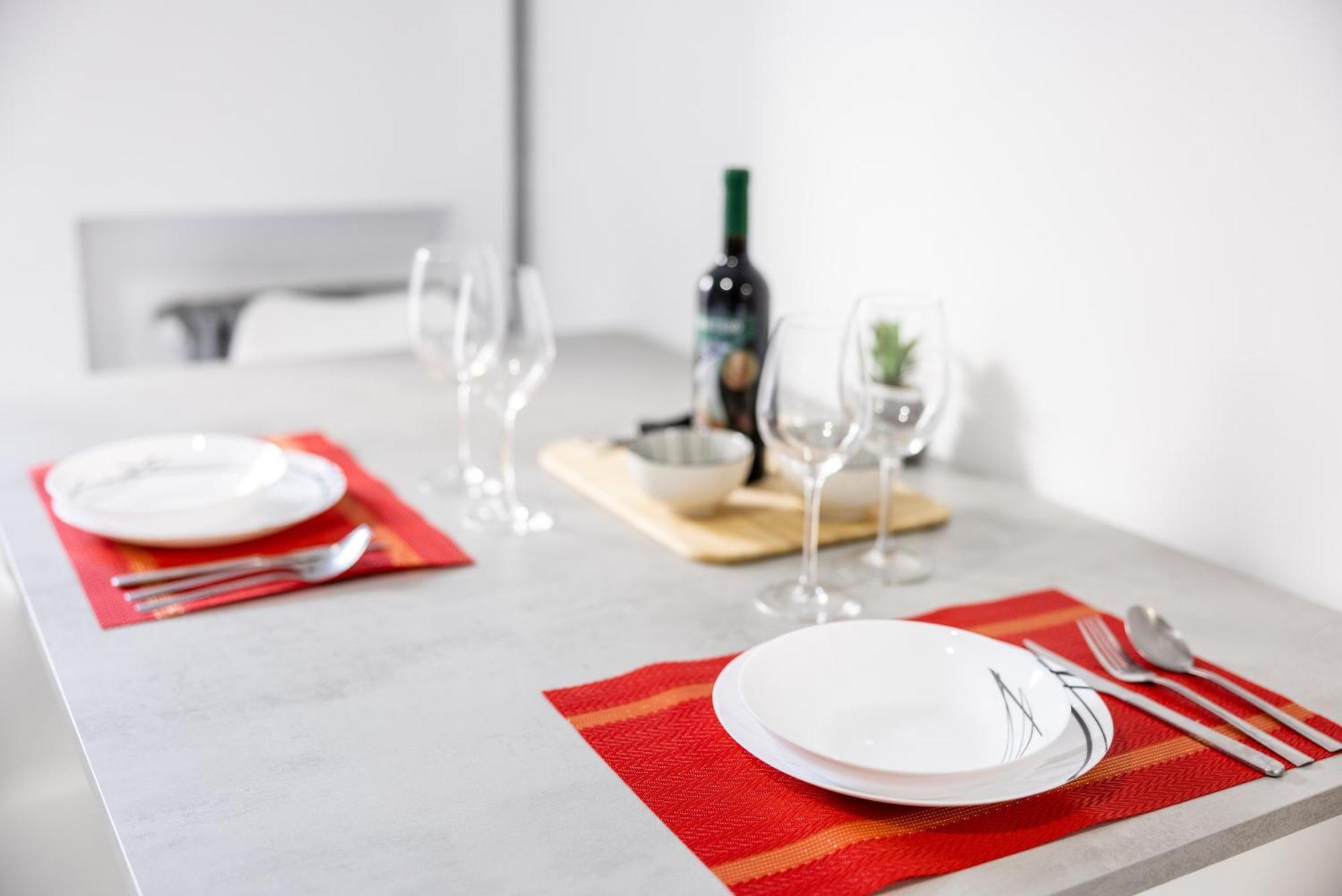 Los Apartamentos Jacinto Benavente Centro Madrid Eksteriør billede