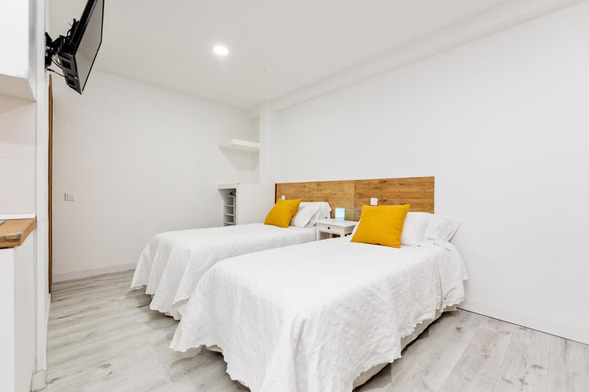 Los Apartamentos Jacinto Benavente Centro Madrid Eksteriør billede