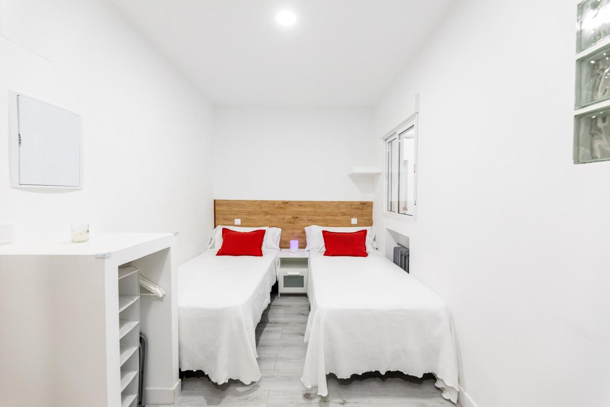 Los Apartamentos Jacinto Benavente Centro Madrid Eksteriør billede