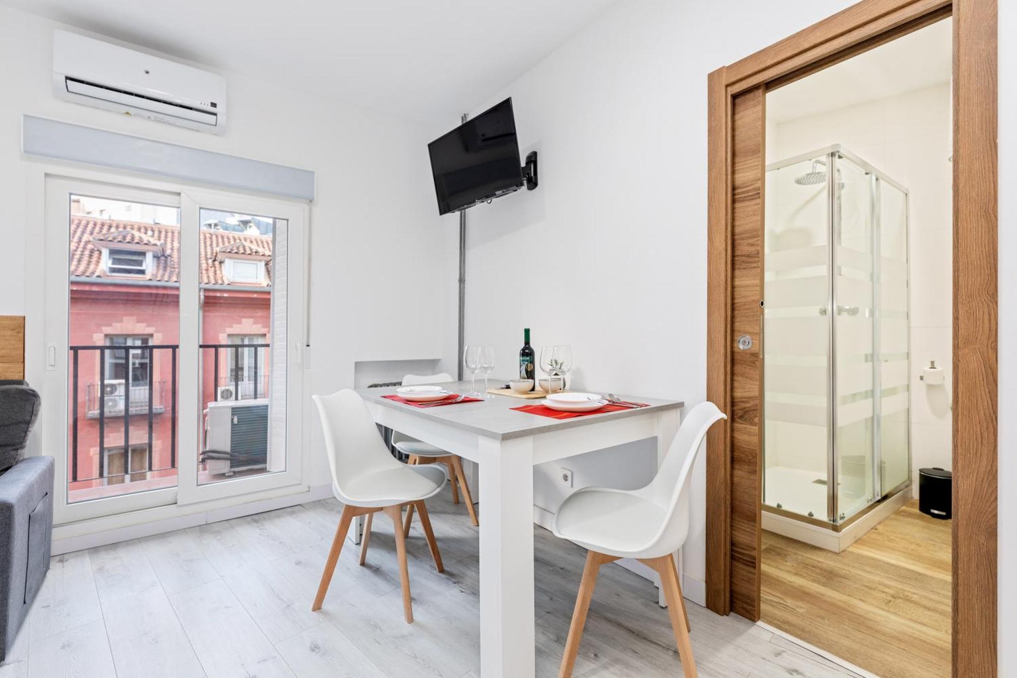 Los Apartamentos Jacinto Benavente Centro Madrid Eksteriør billede
